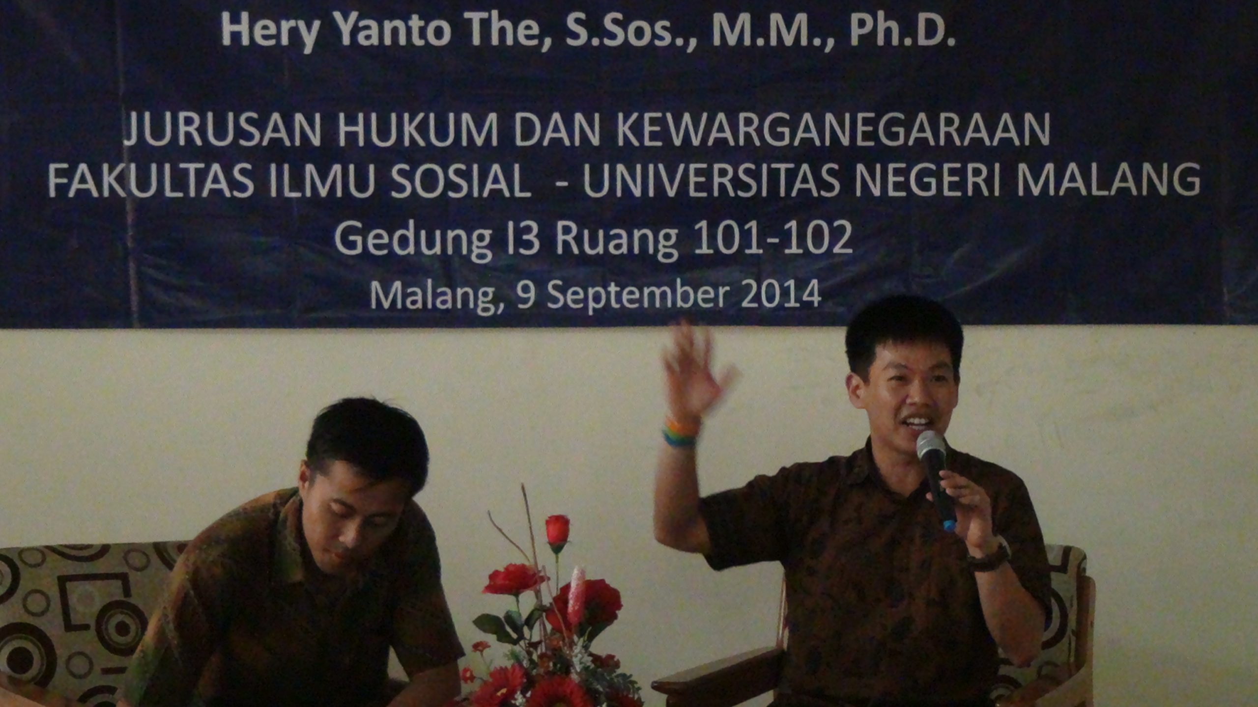 SARASEHAN STRATEGI PERSIAPAN DAN PENINGKATAN KOMPETENSI MAHASISWA PRODI PPKn UNTUK MELANJUTKAN STUDI KE LUAR NEGERI