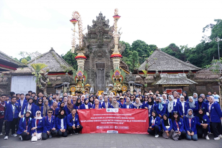 Menelusuri Warisan Budaya: Eksplorasi Kearifan Lokal di Desa Adat Penglipuran oleh Mahasiswa HKn UM pada Kegiatan KKL untuk Mewujudkan (SDG’s) 11